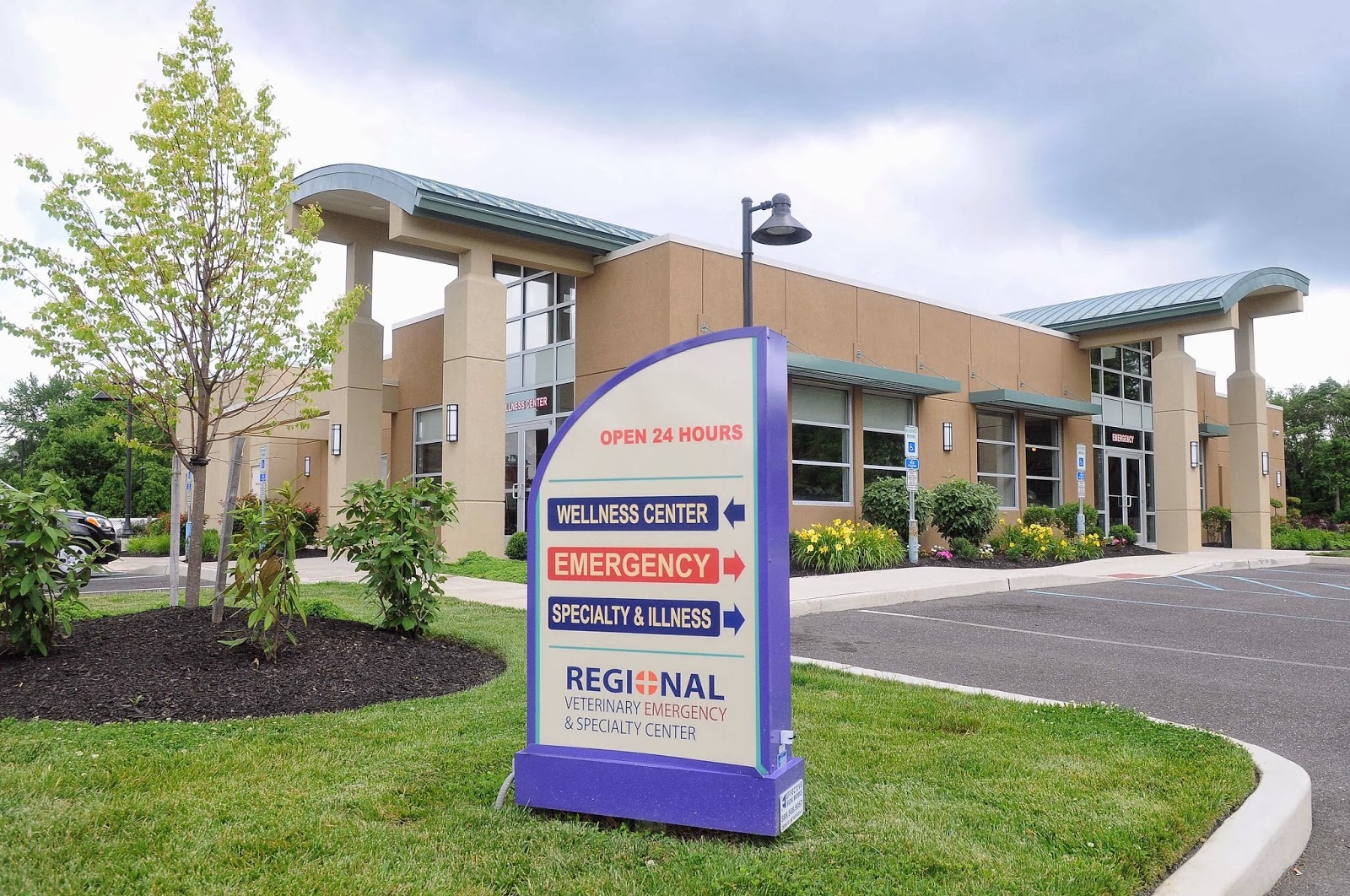 Regional Veterinary Emergency and Specialty Center - Turnersville , United States