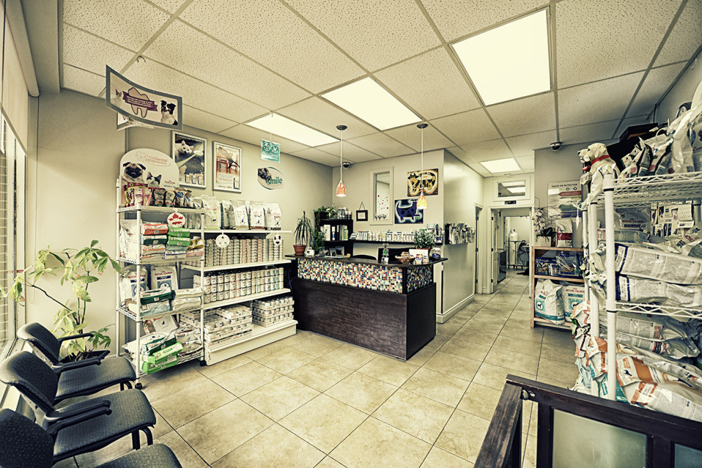 Upper Bathurst Animal Clinic - North York , Canada