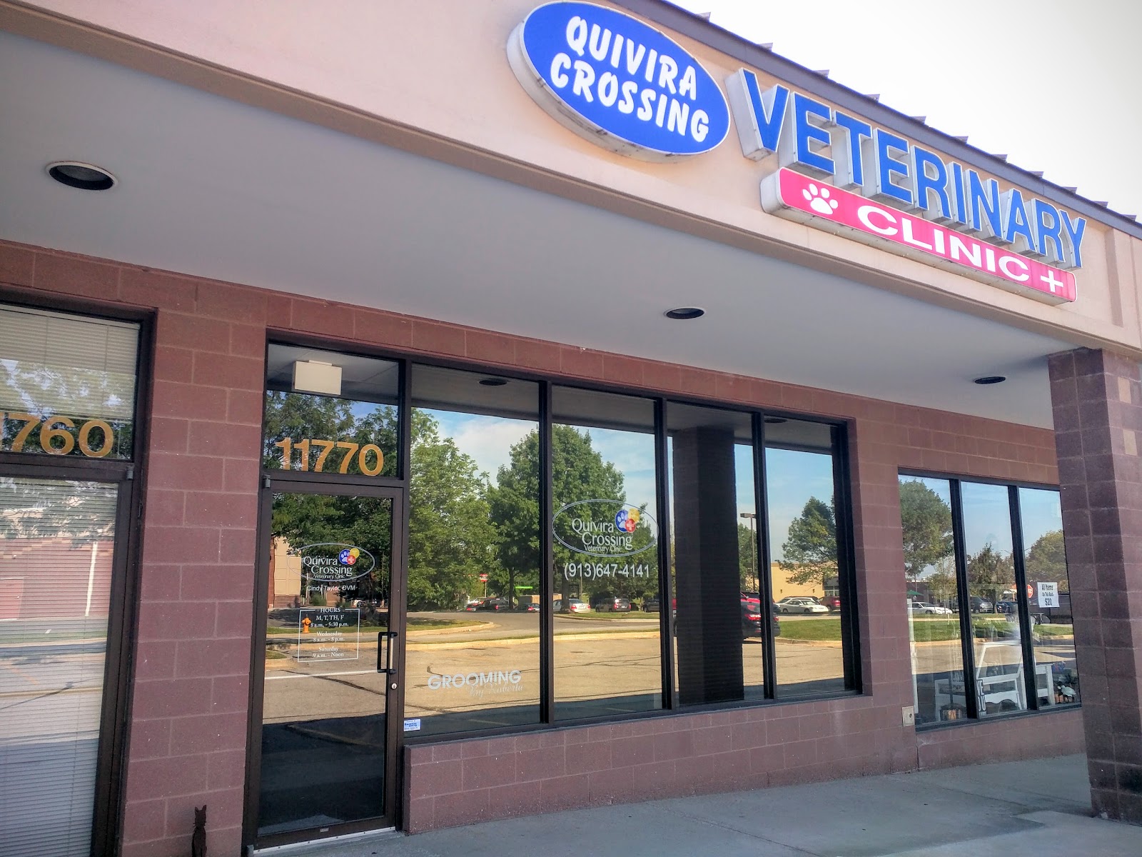 Quivira Crossing Veterinary Clinic - Overland Park , United States