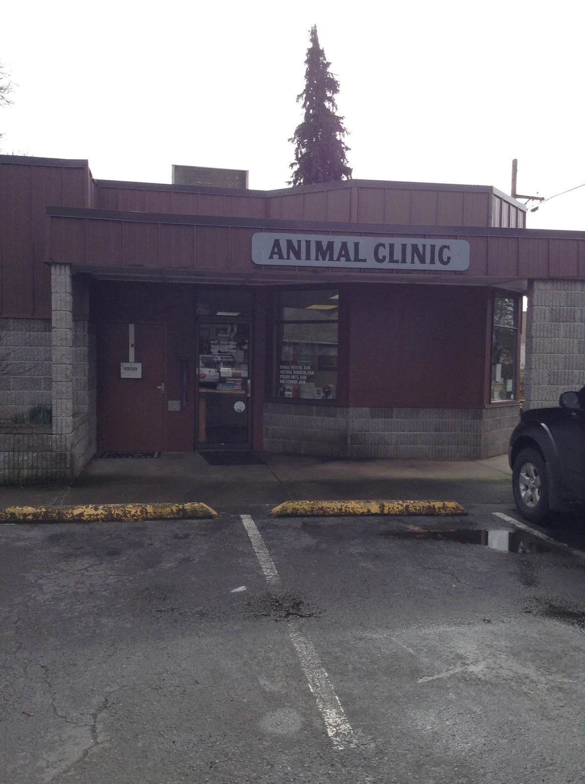 Faithful Friends Animal Clinic - Lebanon , United States