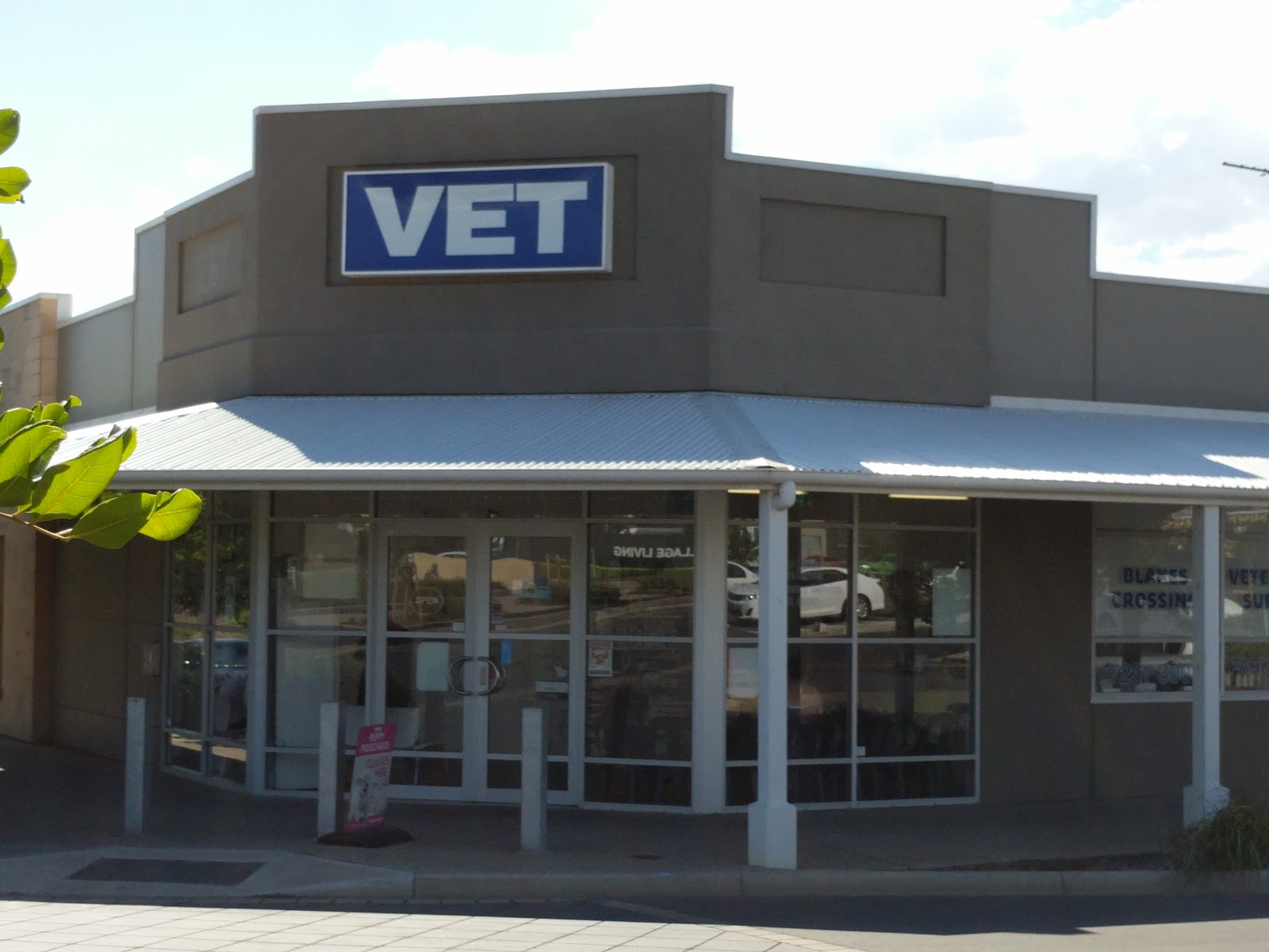 Blakes Crossing Veterinary Surgery - Blakeview , Australia
