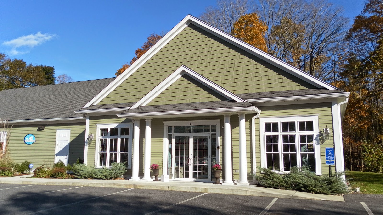Healthy Paws Veterinary Center - Westborough , United States