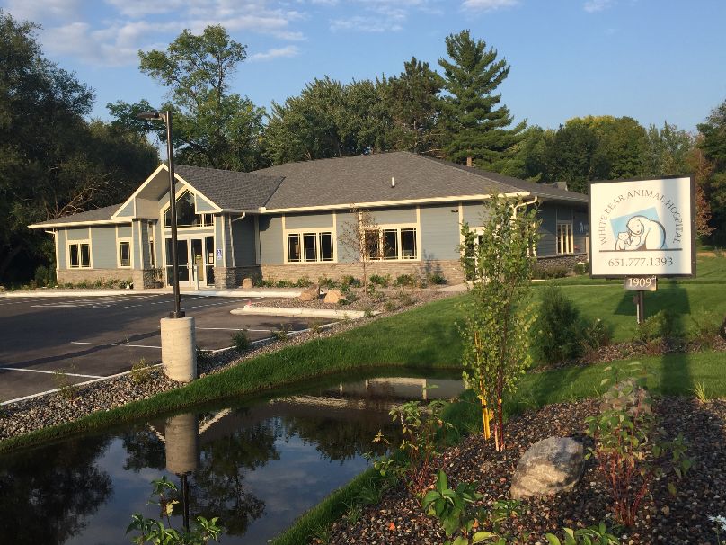 White Bear Animal Hospital - White Bear Lake , United States