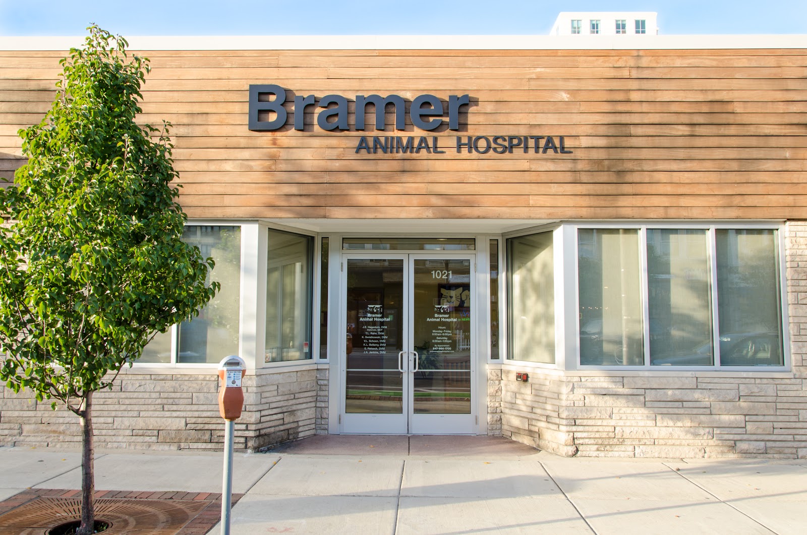 Bramer Animal Hospital - Evanston , United States