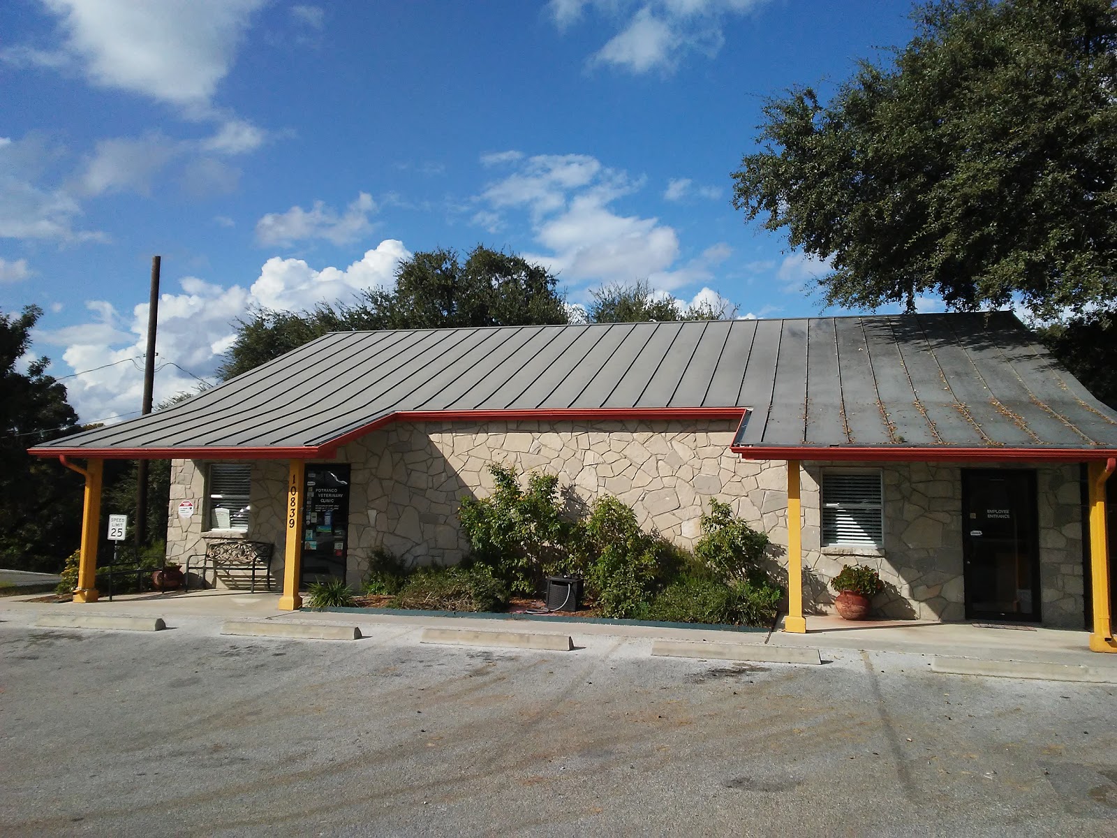 Potranco Veterinary Clinic - San Antonio , United States