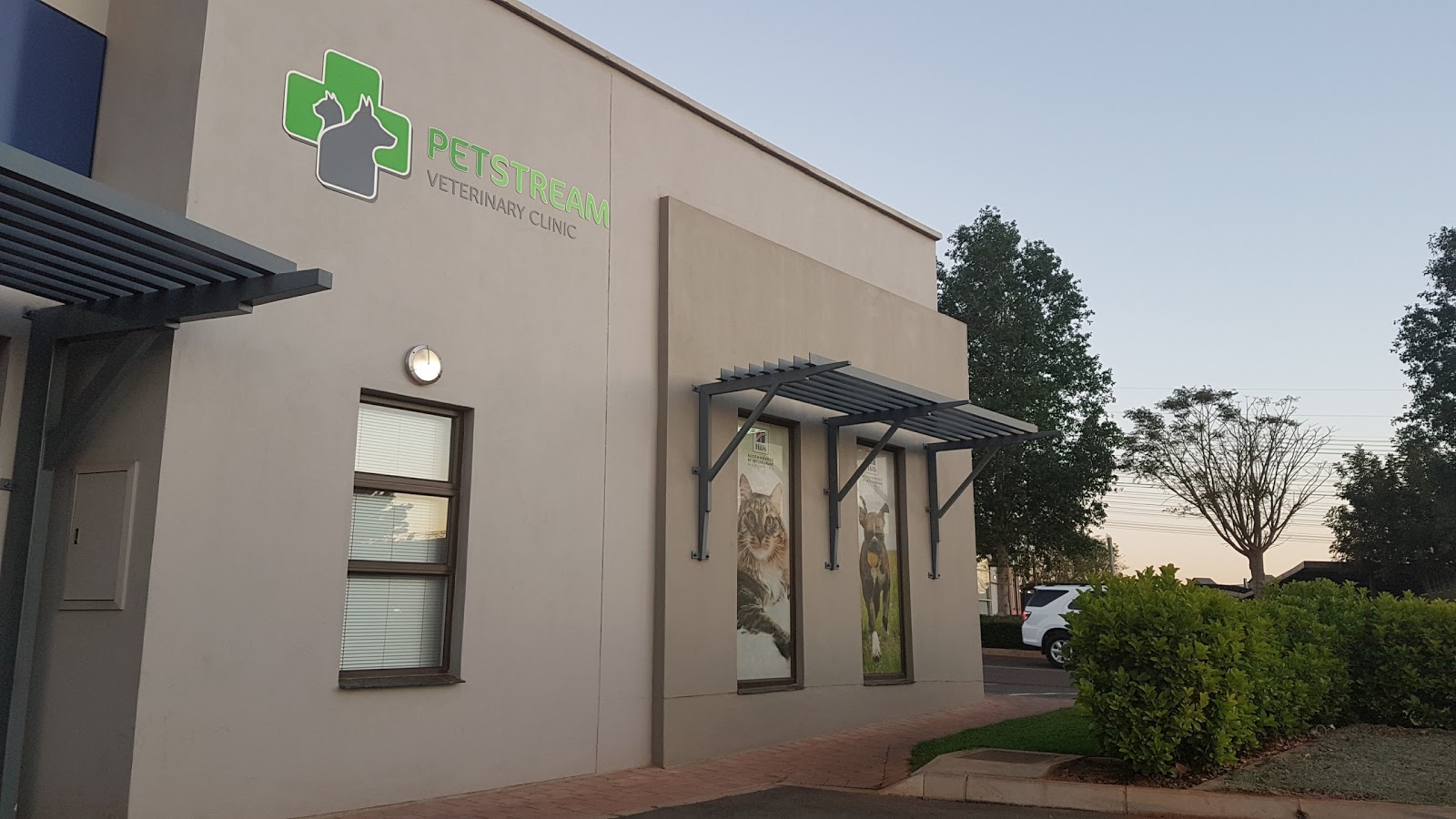 Petstream Veterinary Clinic - Olifantsfontein , South Africa