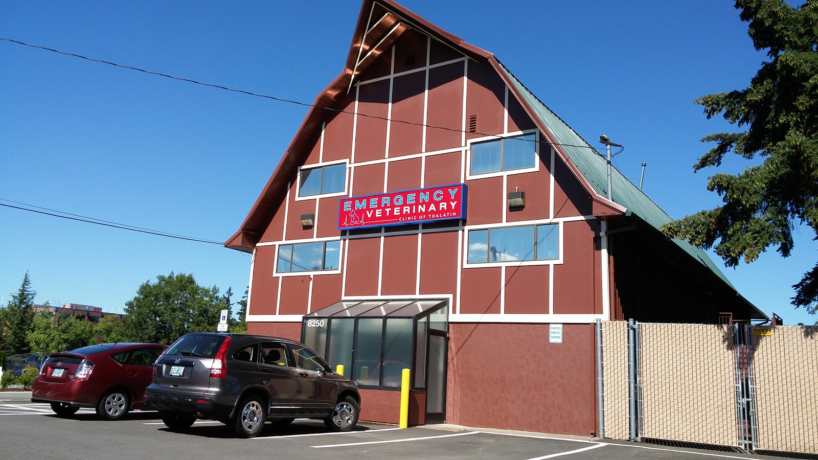 Emergency Veterinary Clinic Of Tualatin - Tualatin , United States