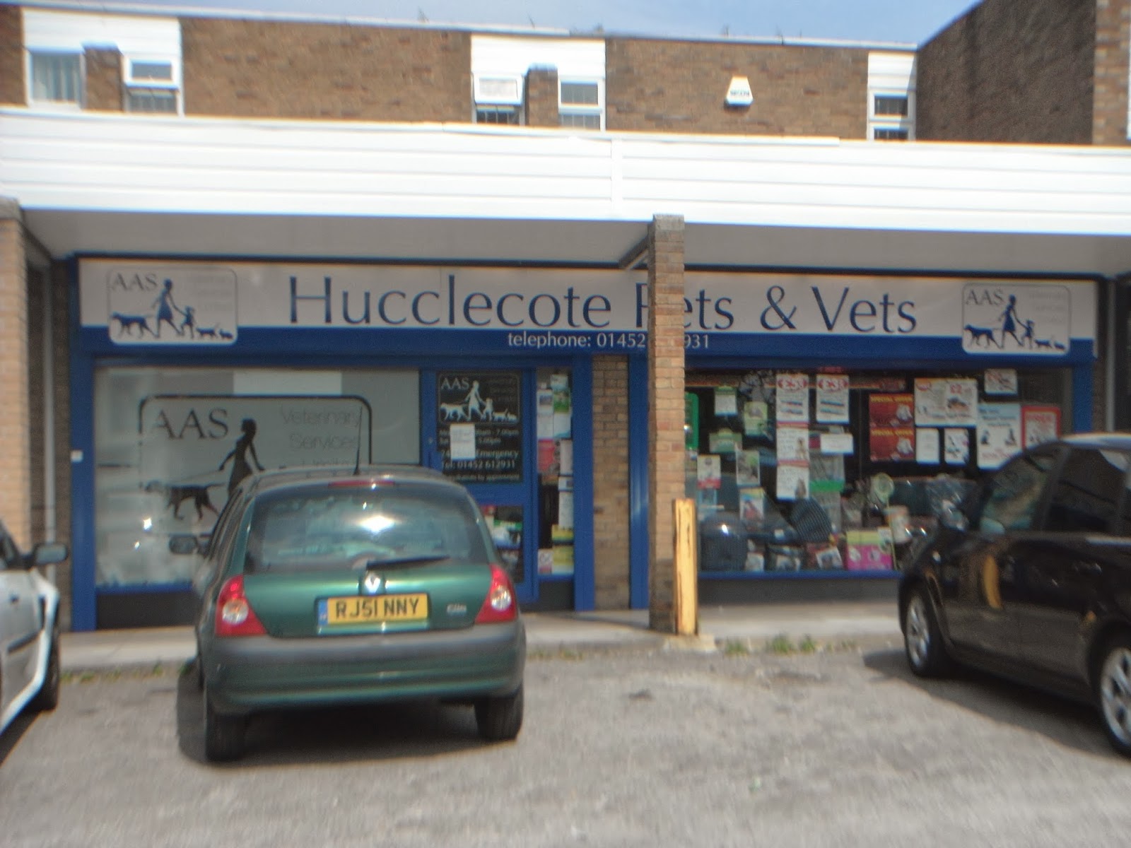 Aas Vets In Hucclecote Gloucester - Gloucester , United Kingdom
