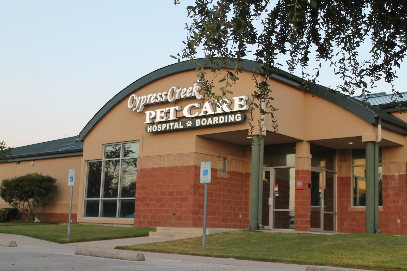 Cypress Creek Pet Care A Thrive Pet Healthcare Partner - Cedar Park , United States