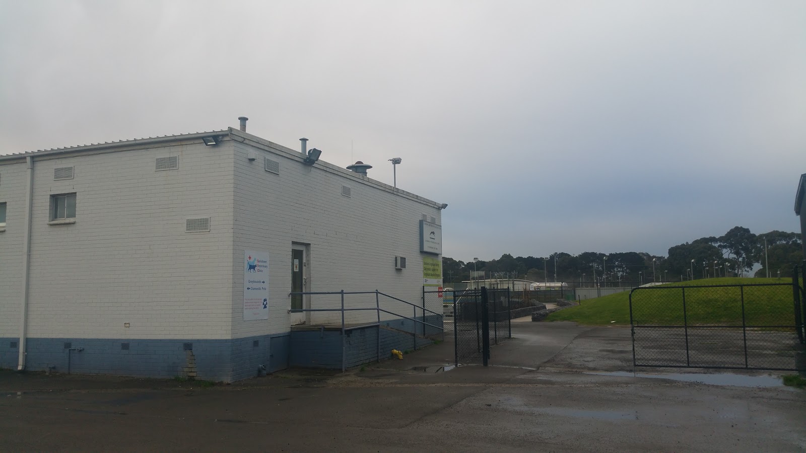 Sandown Industrial Vet Clinic - Springvale , Australia