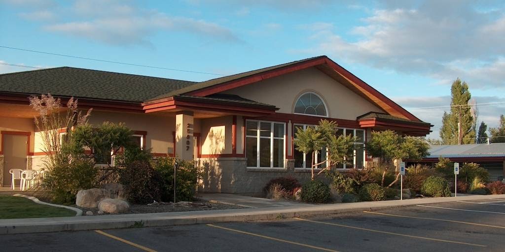 Vca Ponti Animal Hospital - Otis Orchards , United States
