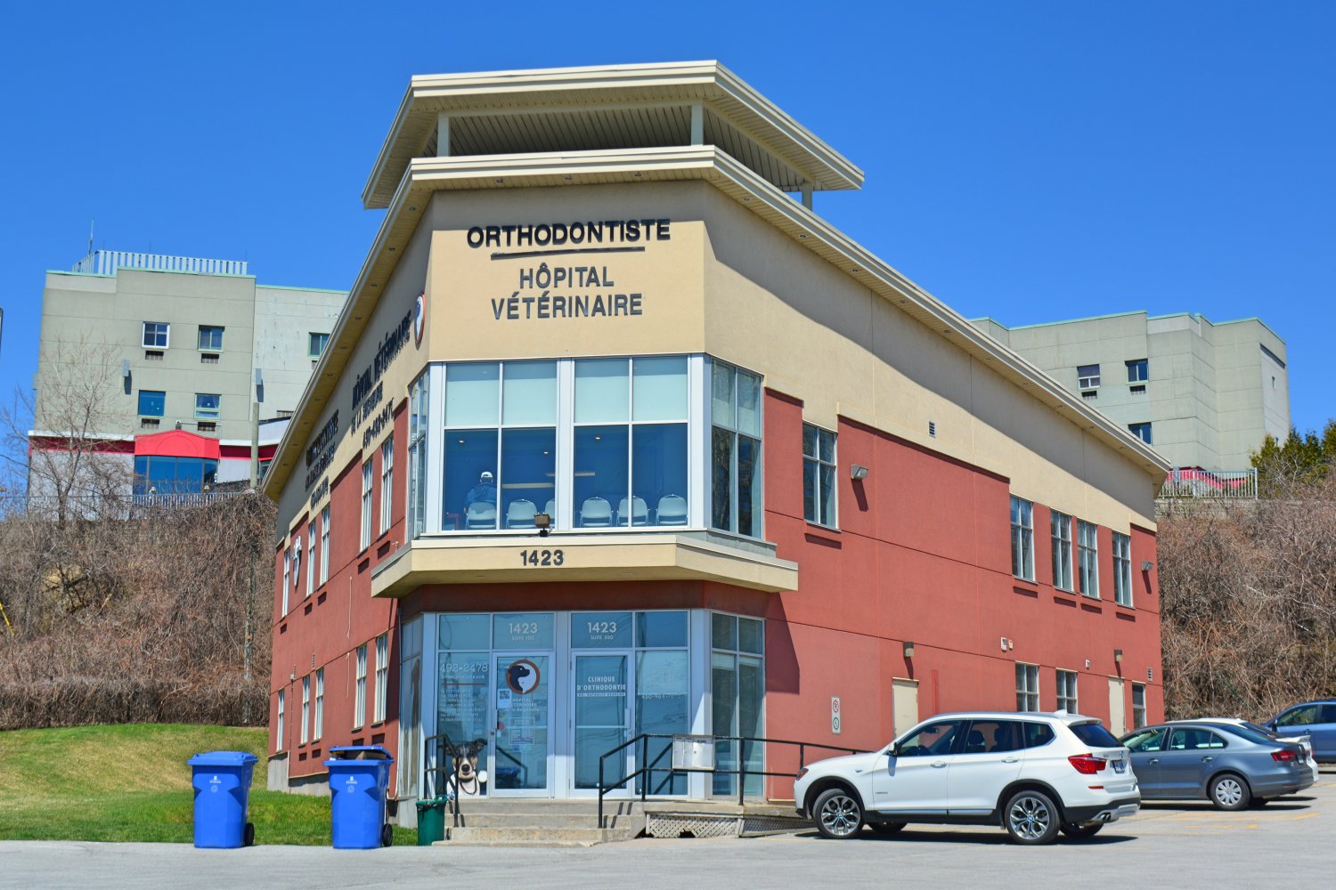 Hôpital Vétérinaire De La Seigneurie De Terrebonne - Terrebonne , Canada
