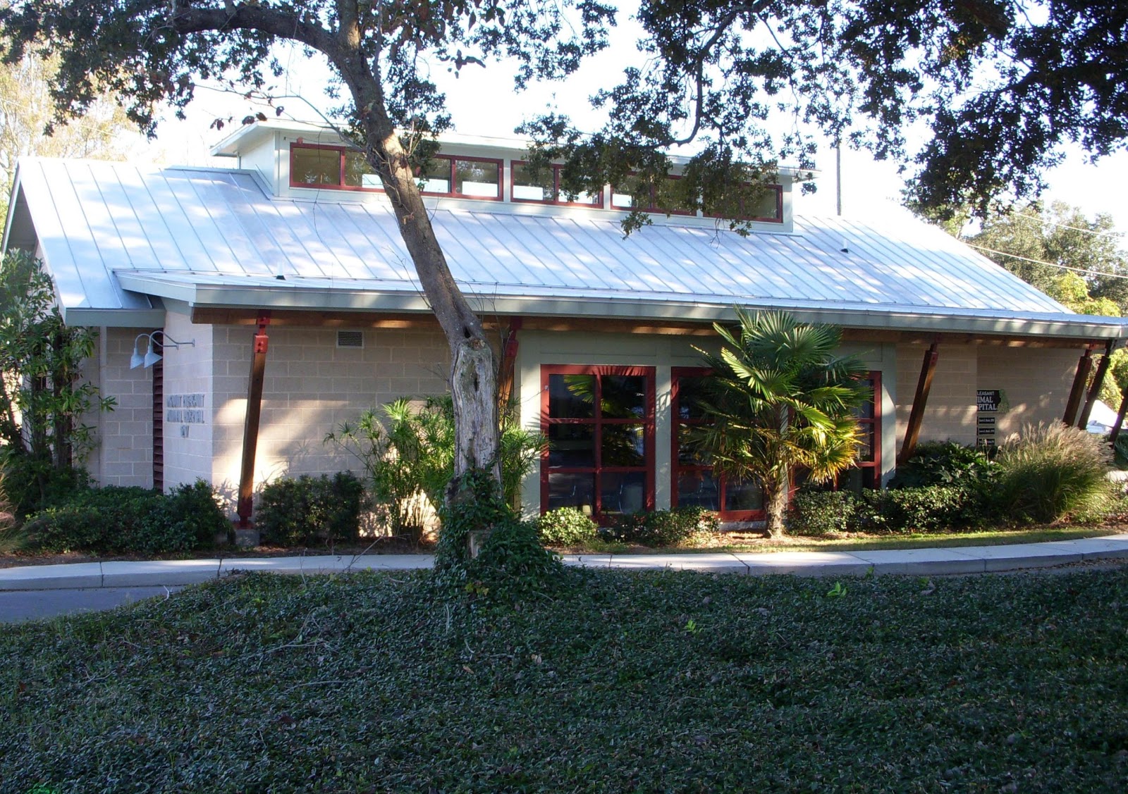 Mount Pleasant Animal Hospital - Mt Pleasant , United States