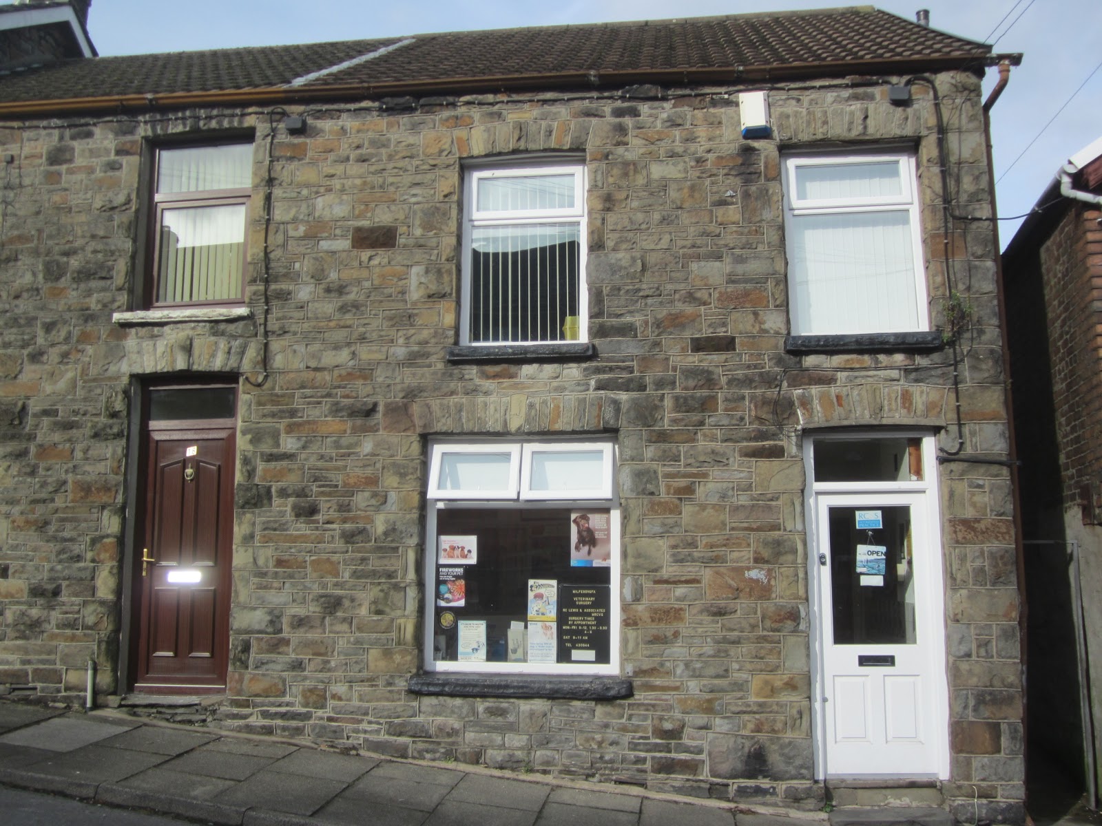 Robin Lewis - Tonypandy , United Kingdom