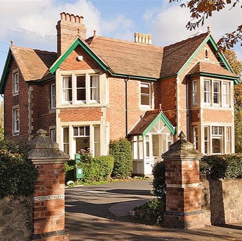 Avenue Veterinary Centre - Malvern , United Kingdom