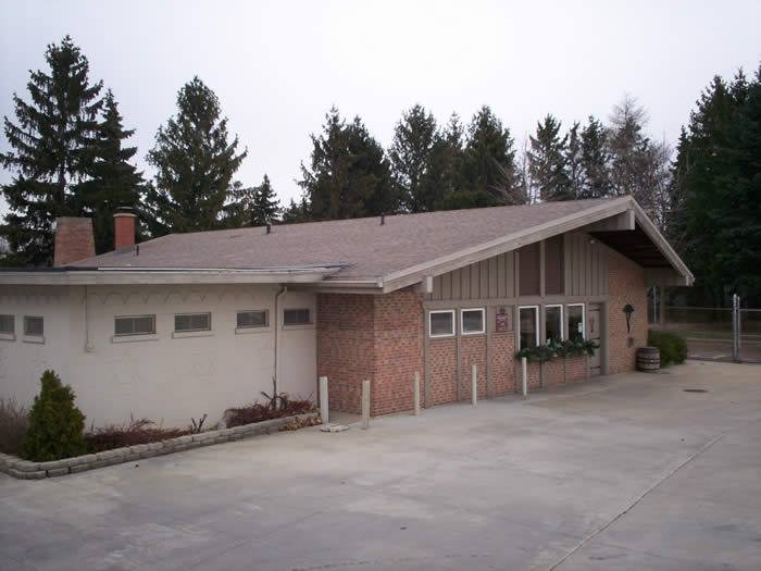 White Veterinary Clinic - Goshen , United States