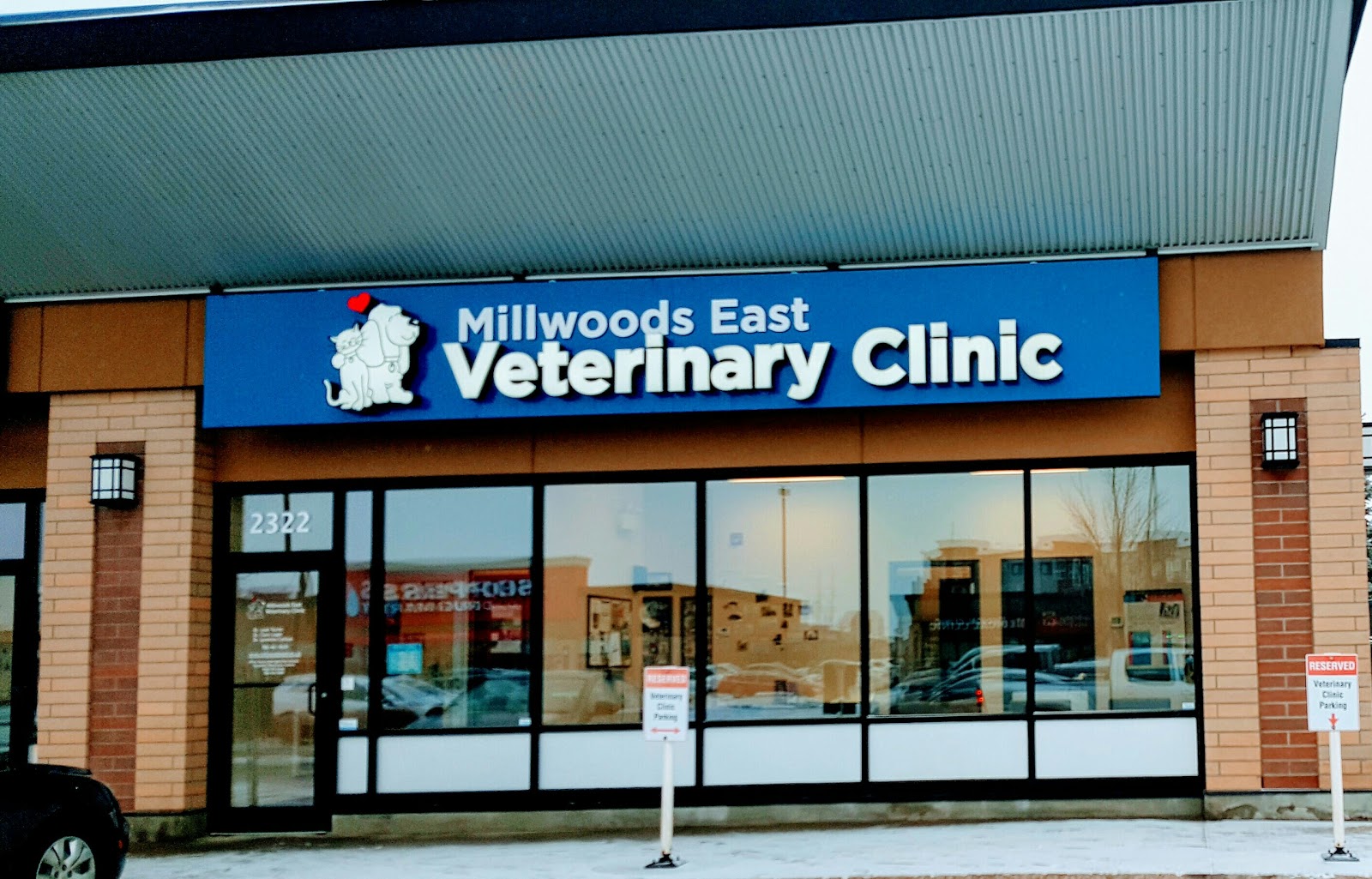 Millwoods East Veterinary Clinic - Edmonton , Canada