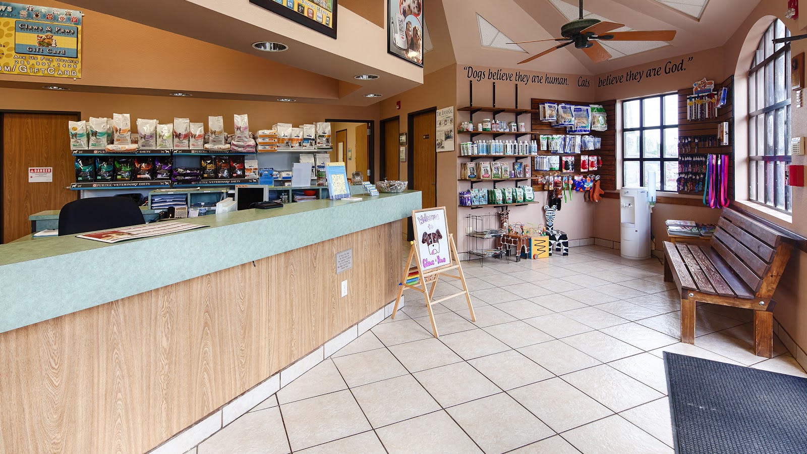 Claws And Paws Veterinary Hospital - Pearland , United States