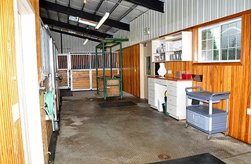 Columbia Equine Hospital - Gresham , United States