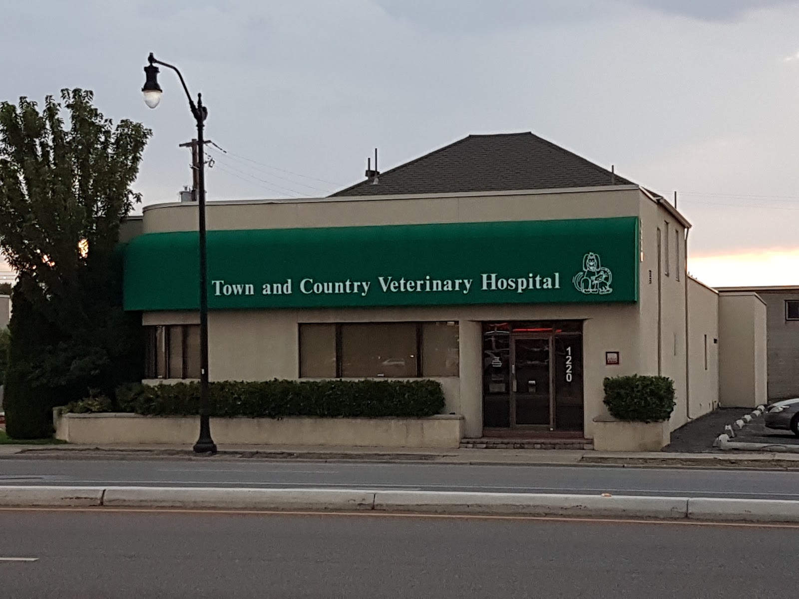 Town And Country Veterinary Hospital - Salt Lake City , United States