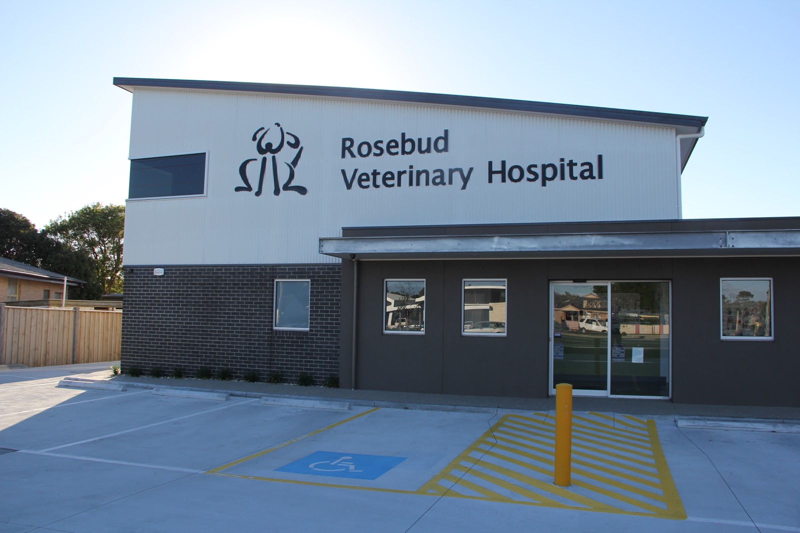 Peninsula Vet Care Rosebud - Rosebud , Australia