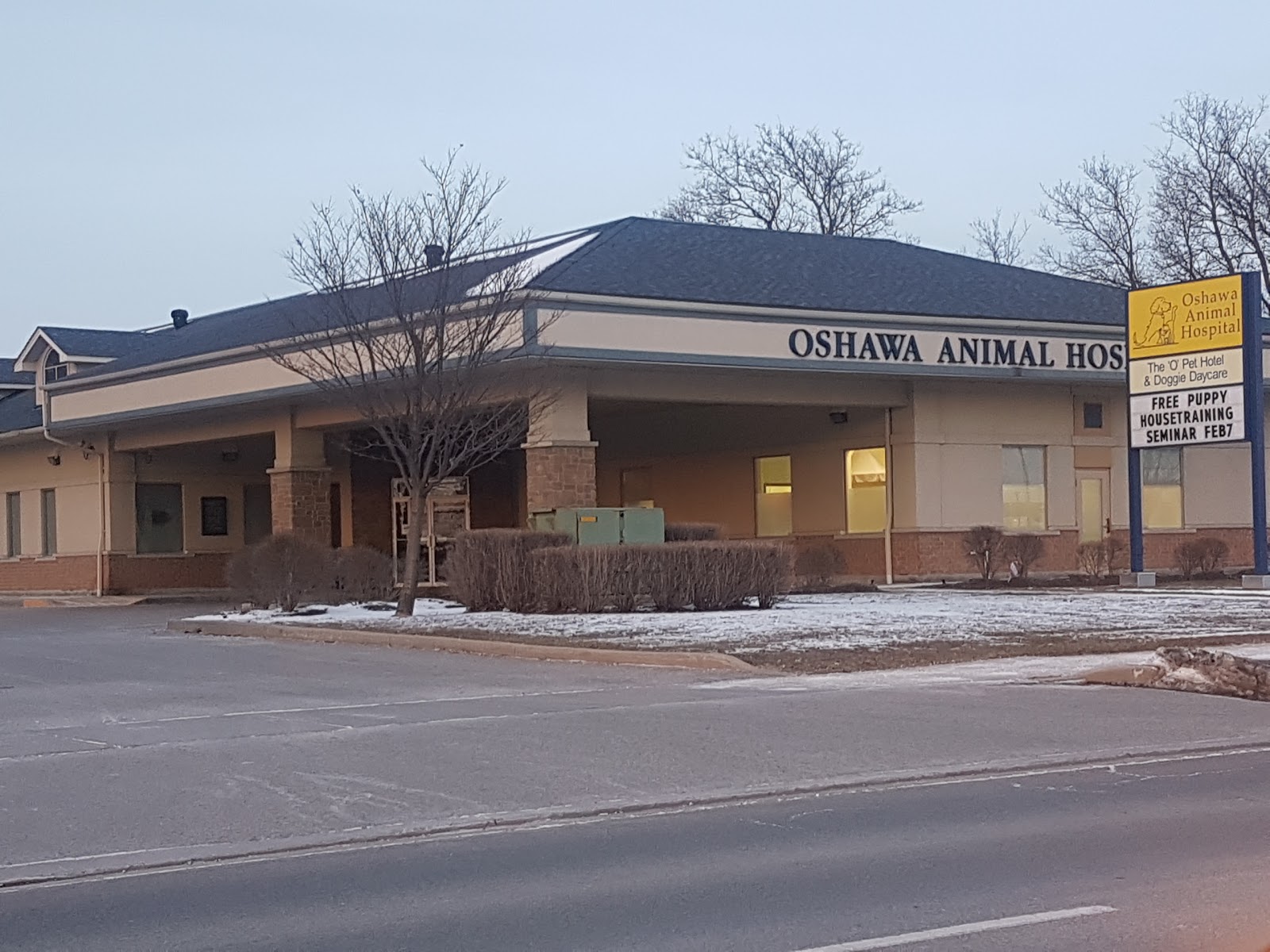 Vca Canada Oshawa Animal Hospital - Oshawa , Canada