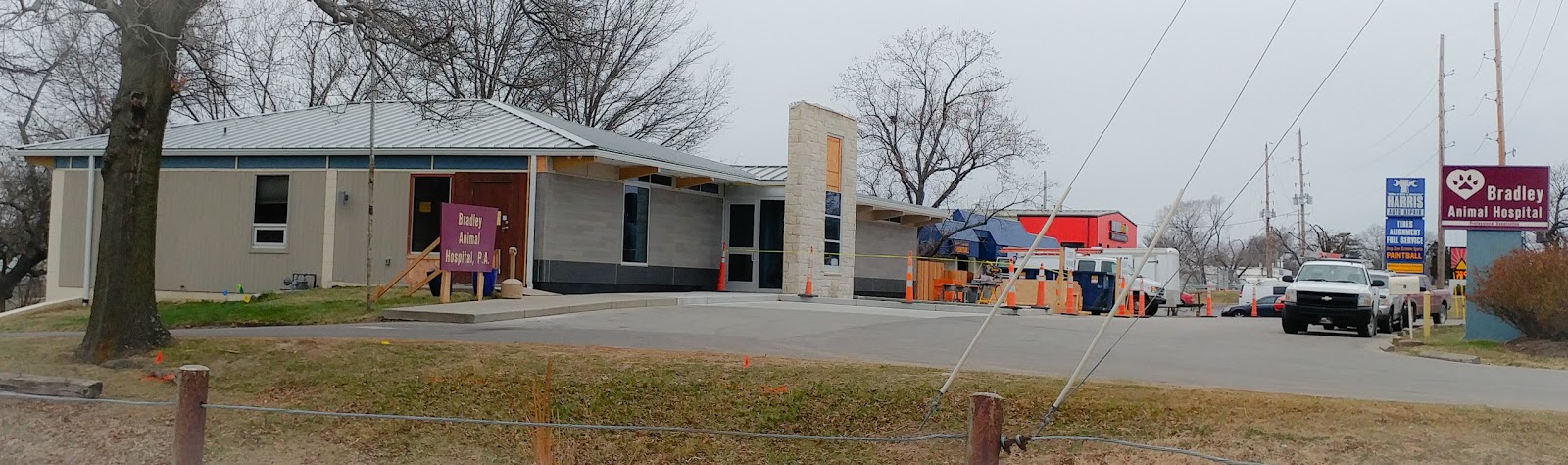Bradley Animal Hospital P A - Lawrence , United States