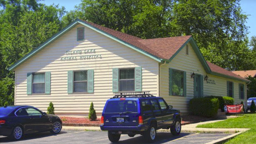 Island Lake Veterinary Clinic - Island Lake , United States