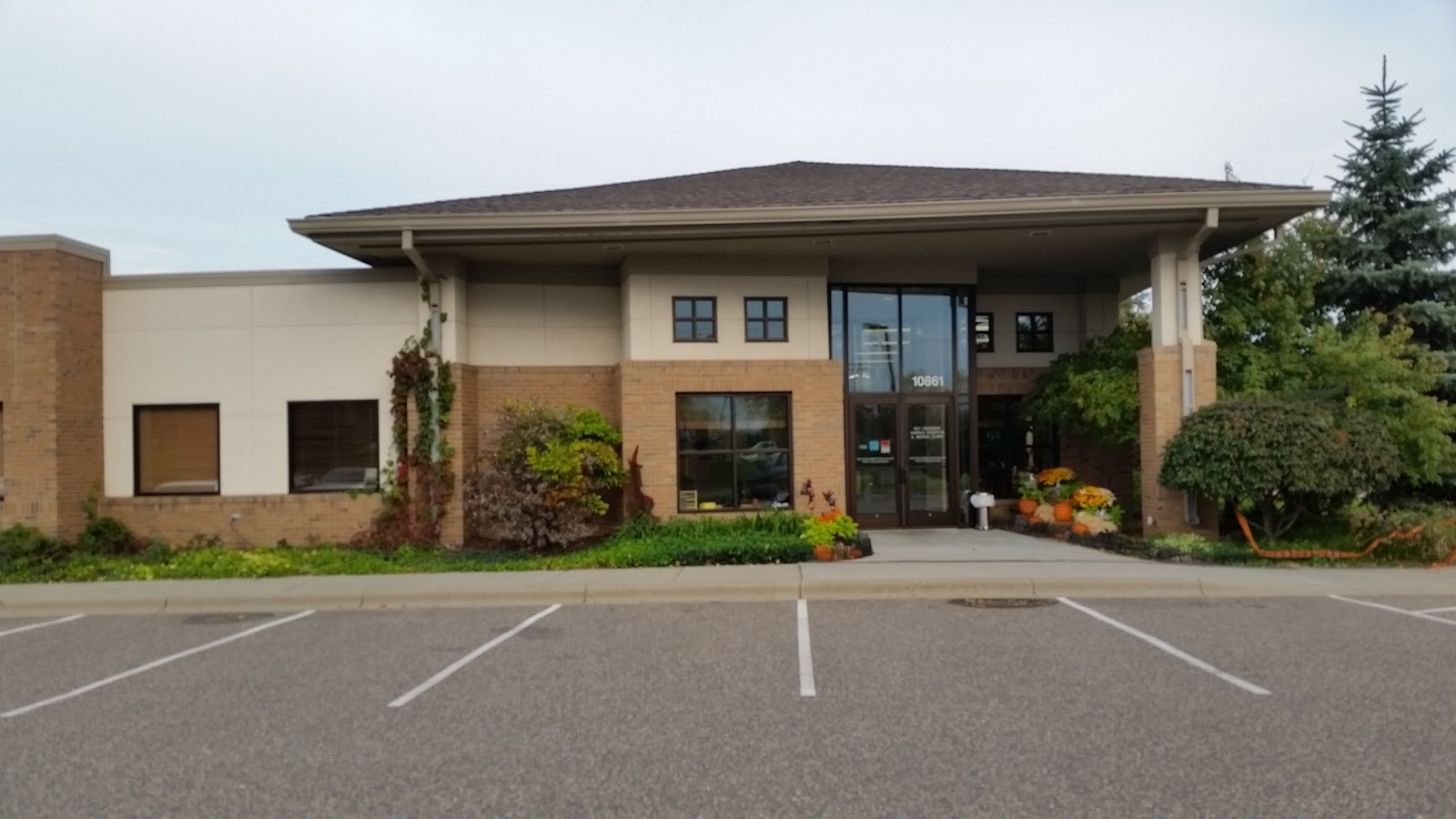 Pet Crossing Animal Hospital And Dental Clinic - Minneapolis , United States