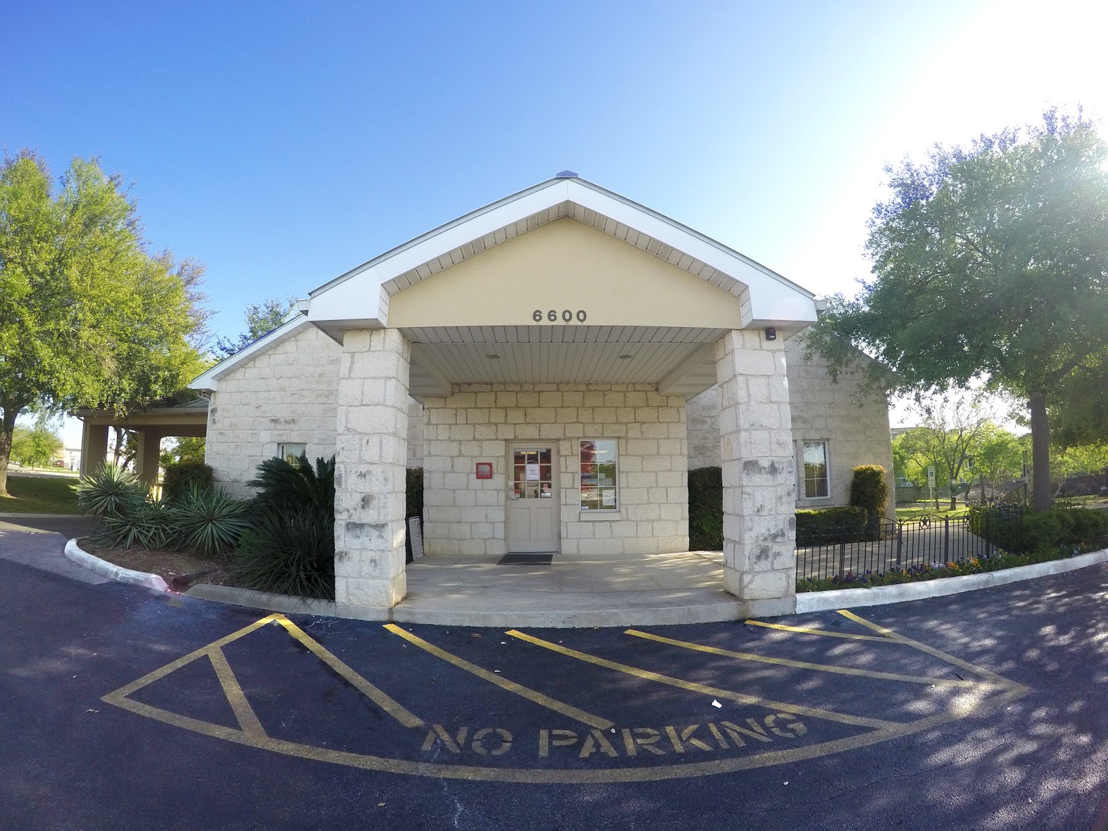 Babcock Hills Veterinary Hospital - San Antonio , United States