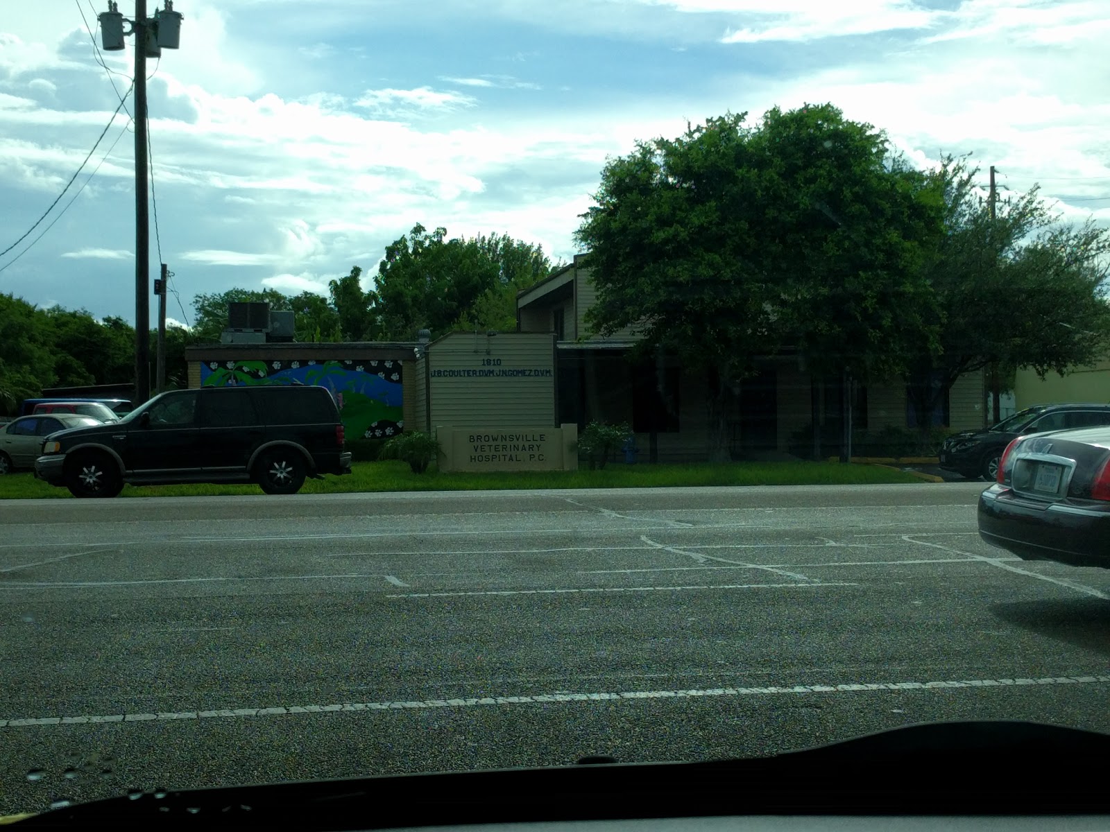 Brownsville Veterinary Hospital - Brownsville , United States