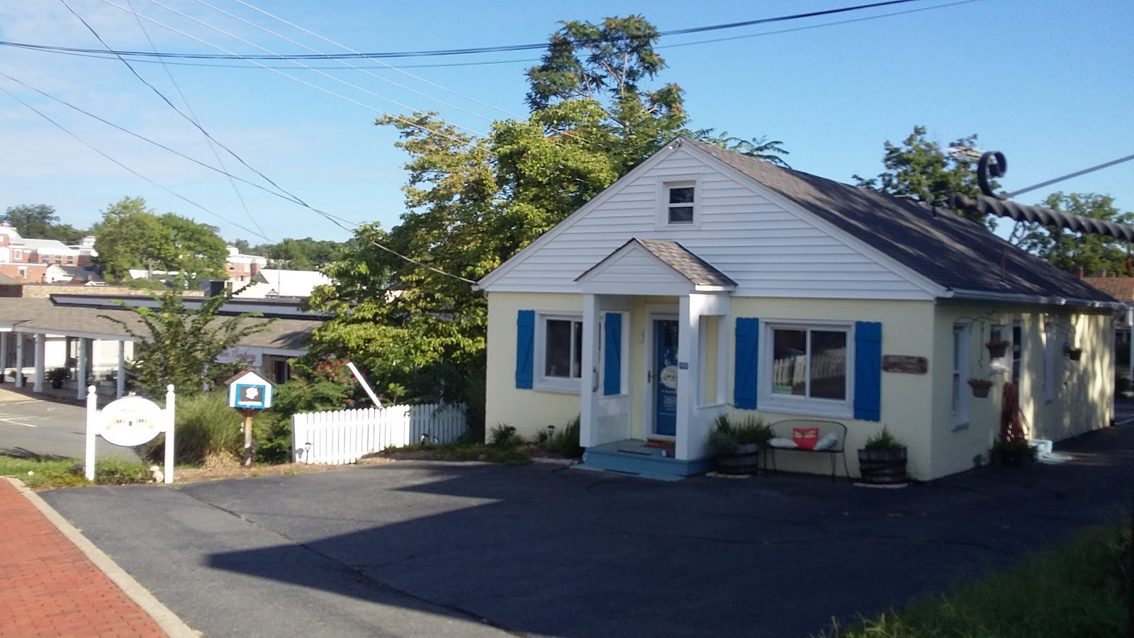 Market Street Animal Clinic - Leesburg , United States