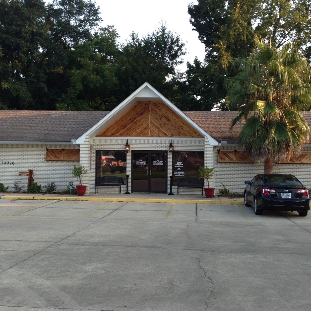 Animal Care Center Of Gonzales - Gonzales , United States