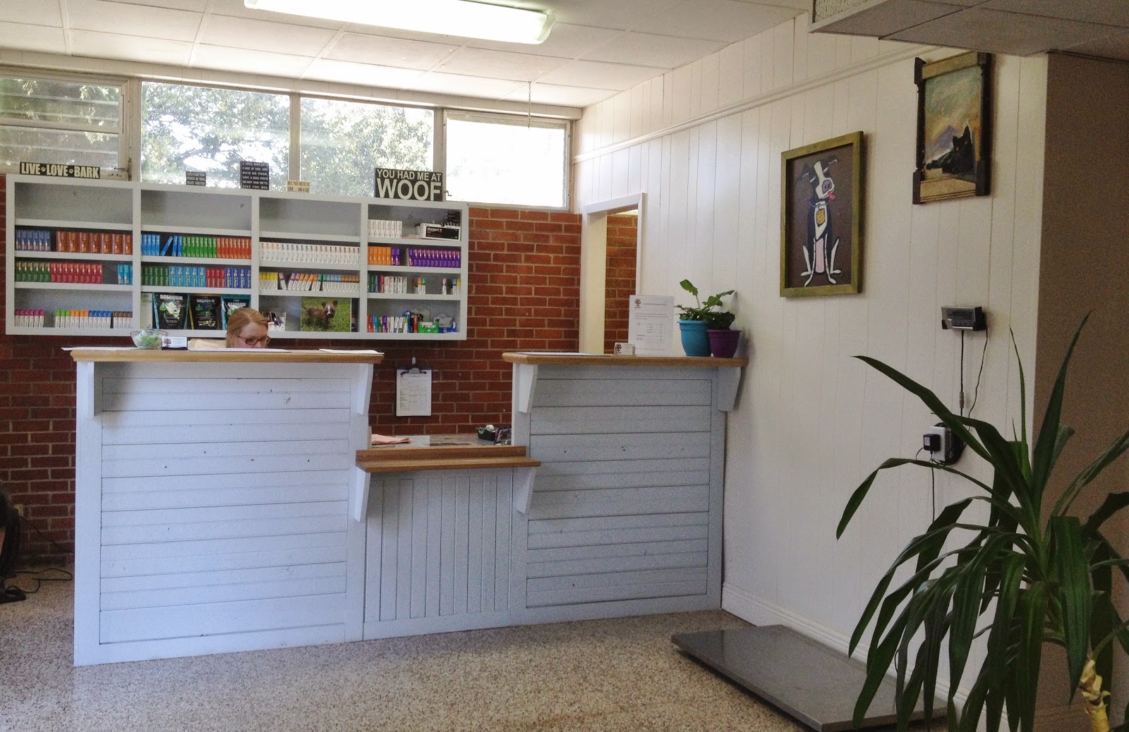 Bertrand Drive Animal Hospital: Dr Babette Fontenot - Lafayette , United States