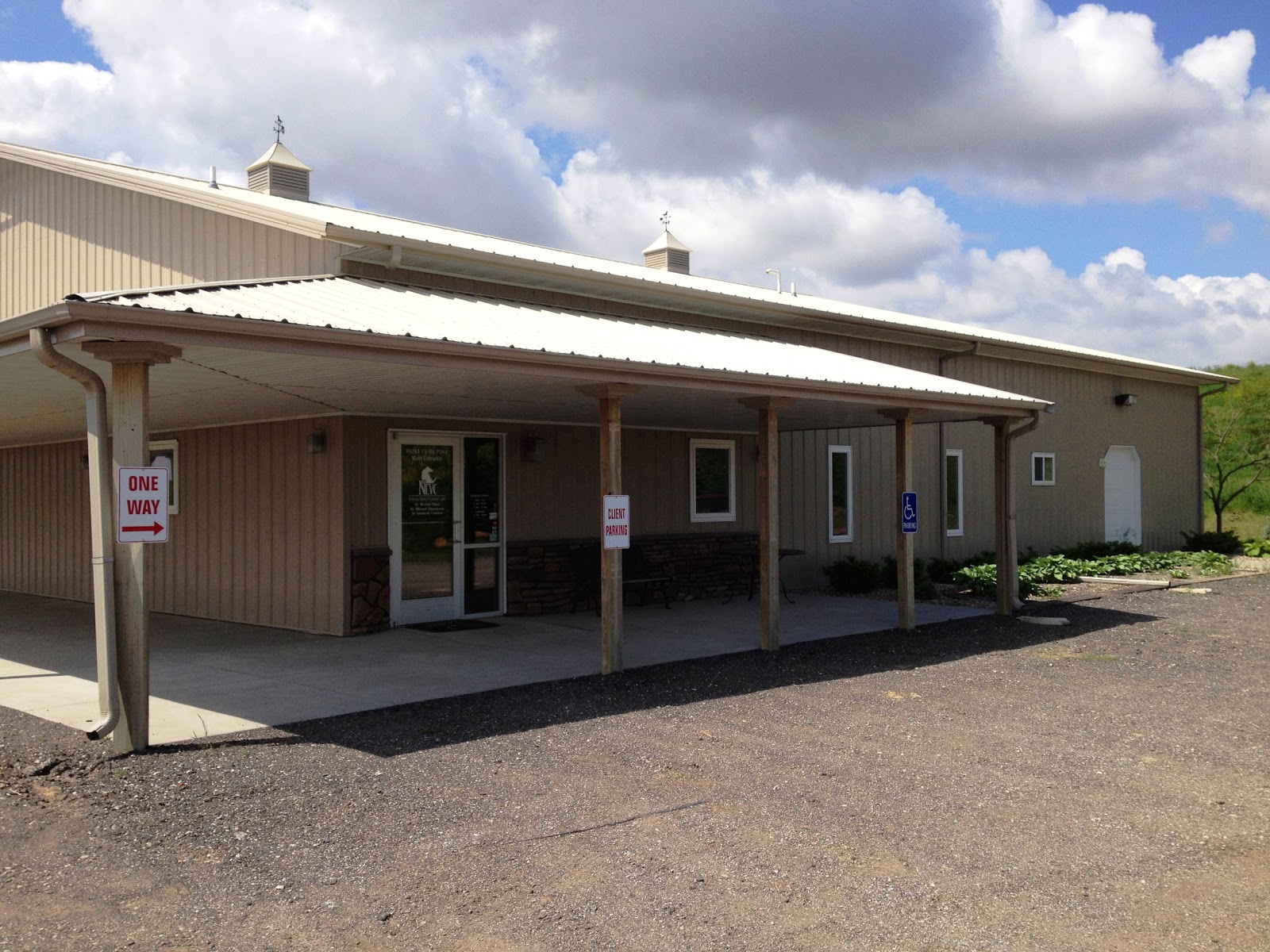 Nebraska Equine Veterinary Clinic - Omaha , United States