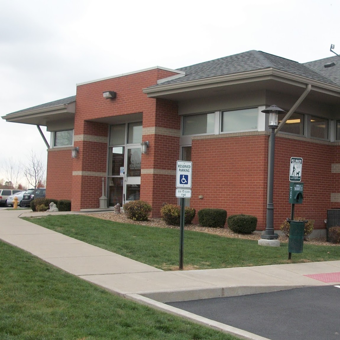 Elm Point Animal Hospital - St Charles , United States