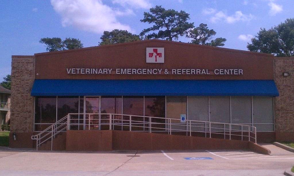 Animal Emergency Clinic Ne - Humble , United States