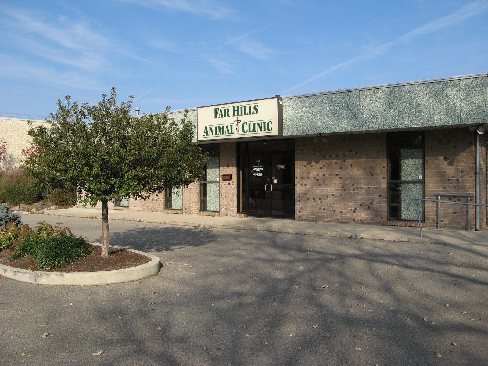 Far Hills Animal Clinic - Dayton , United States
