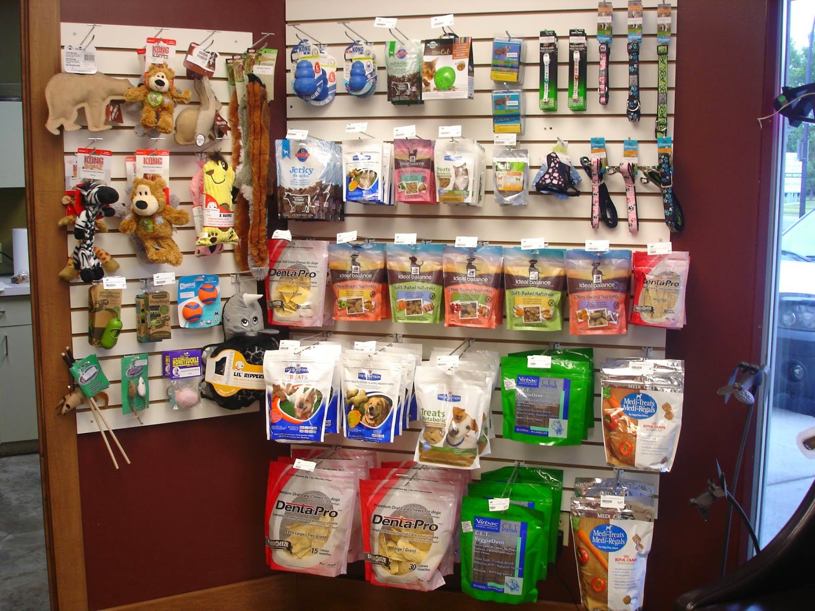 Willow Park Animal Clinic - Calgary , Canada