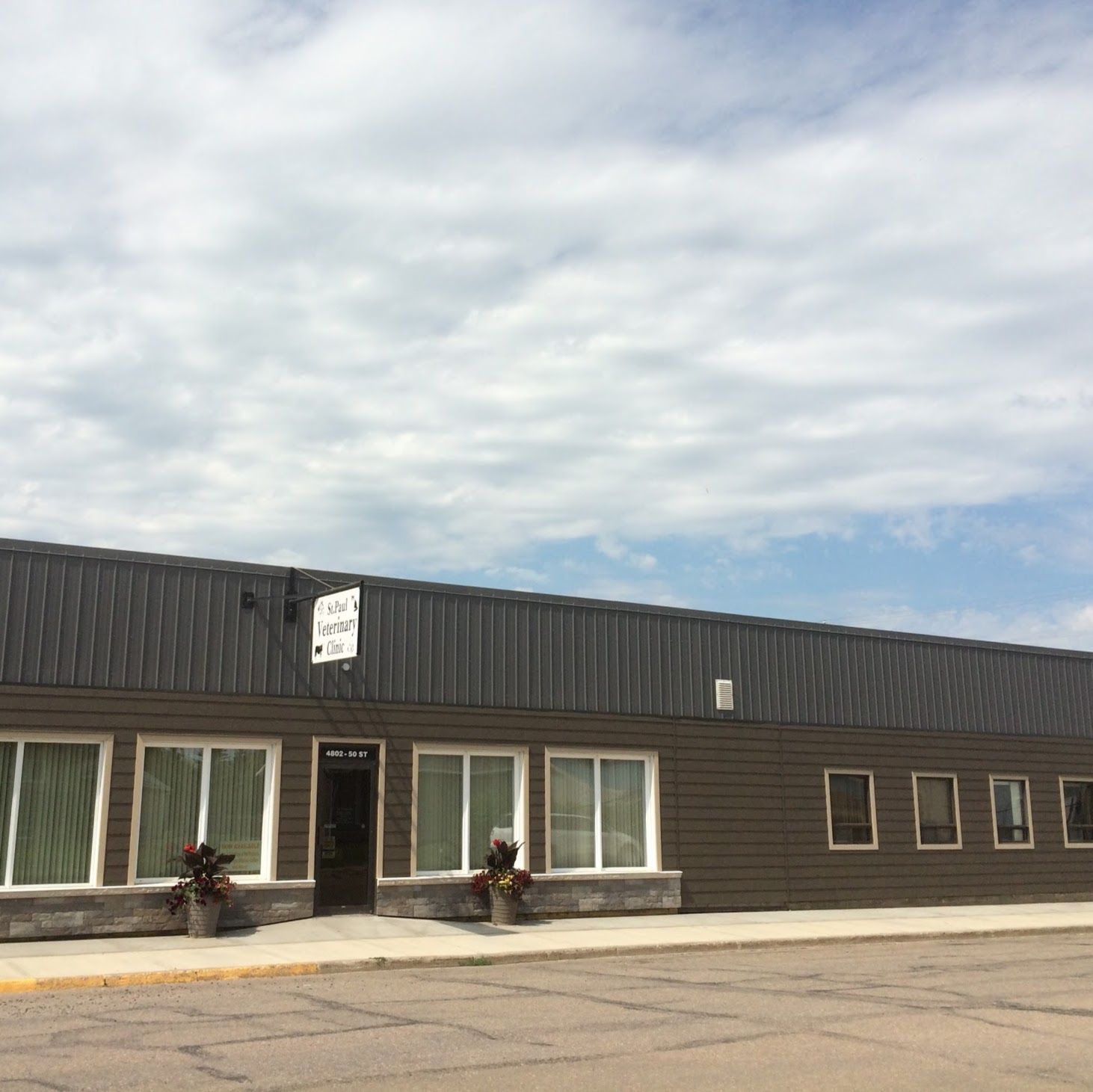 St Paul Veterinary Clinic - St. Paul , Canada