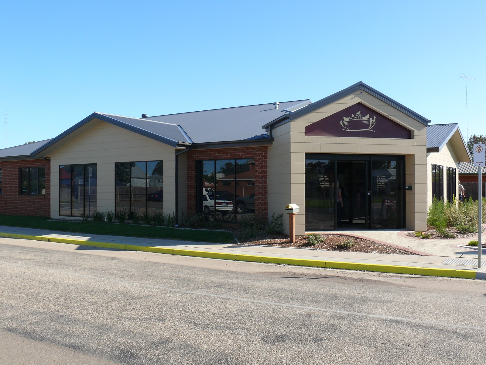 Main Street Veterinary Clinic - Bairnsdale , Australia