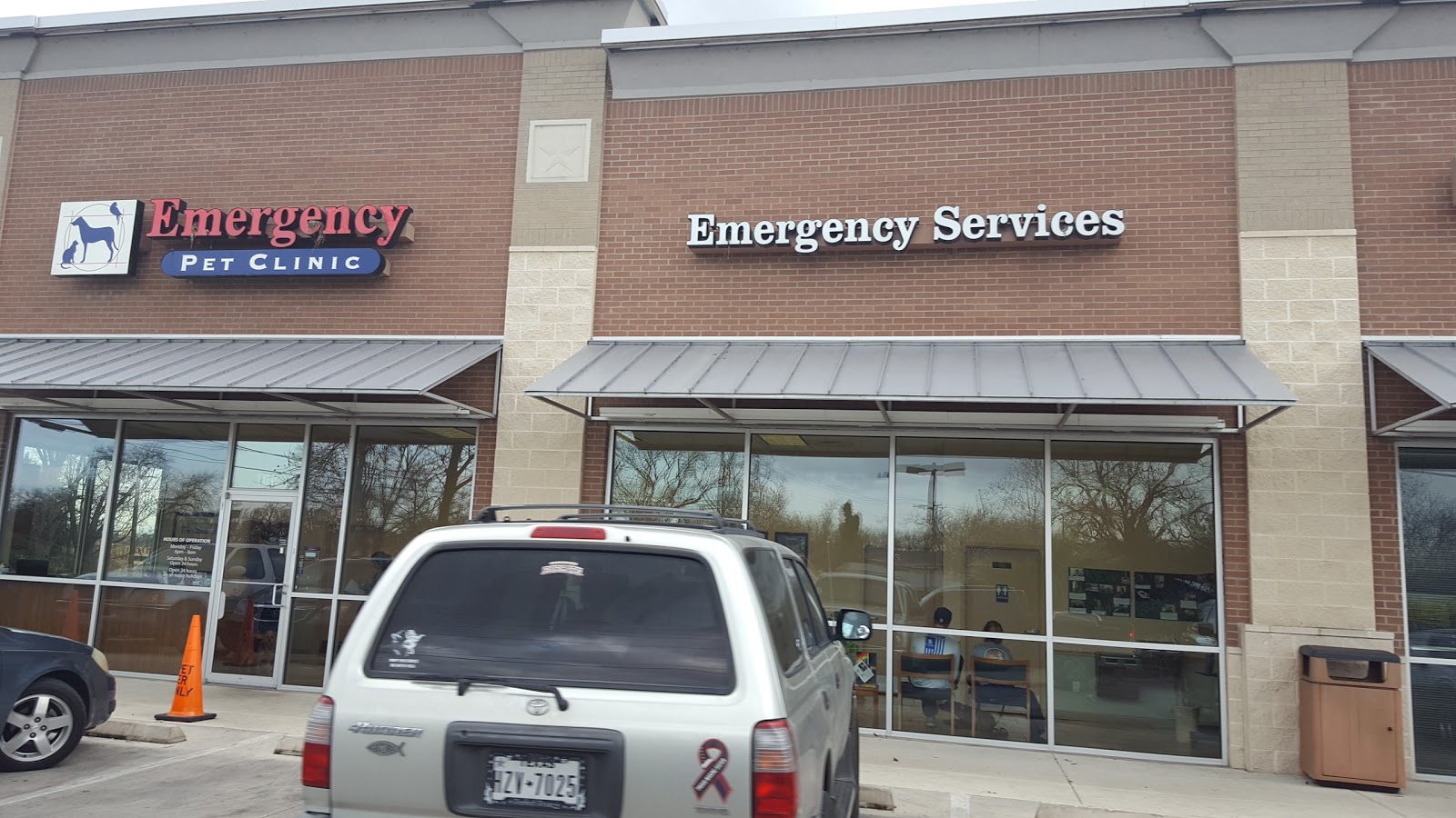 Emergency Pet Clinic - New Braunfels , United States