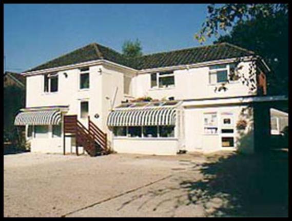 Midforest Veterinary Practice - Southampton , United Kingdom