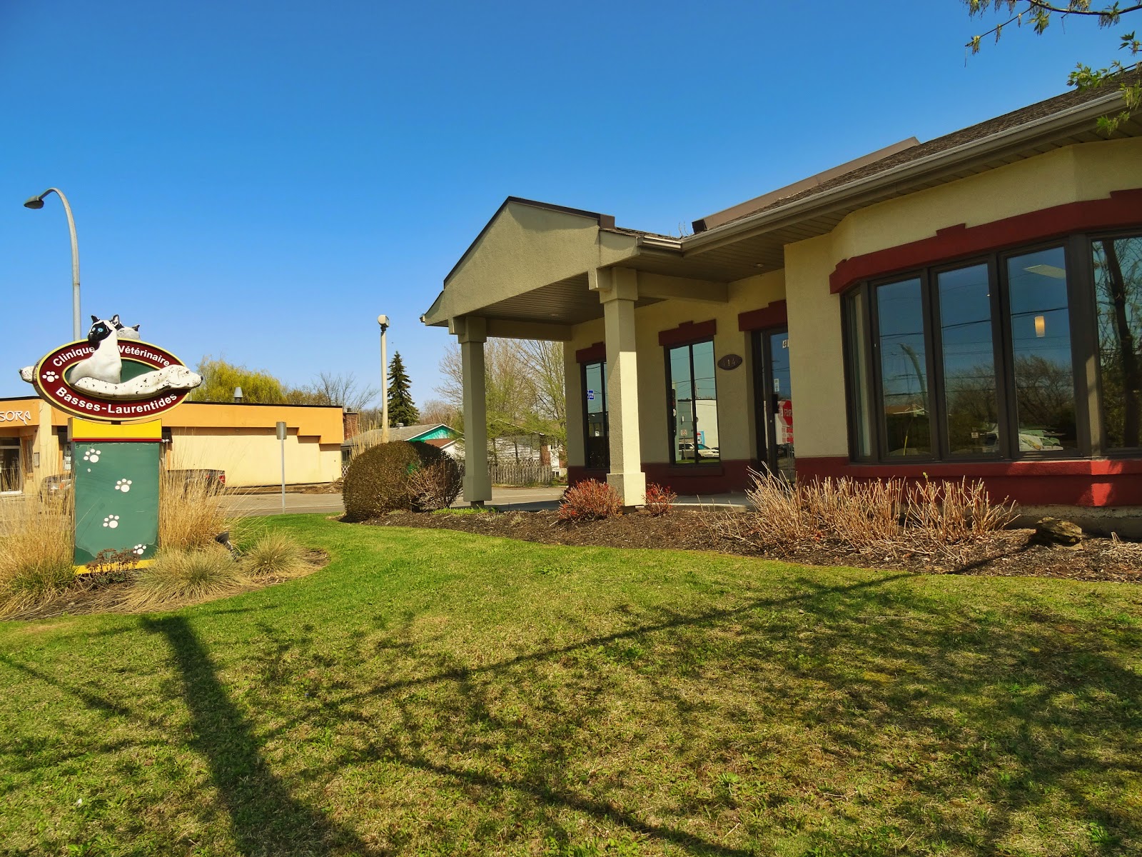 Veterinary Clinic Lower Laurentians - Boisbriand , Canada