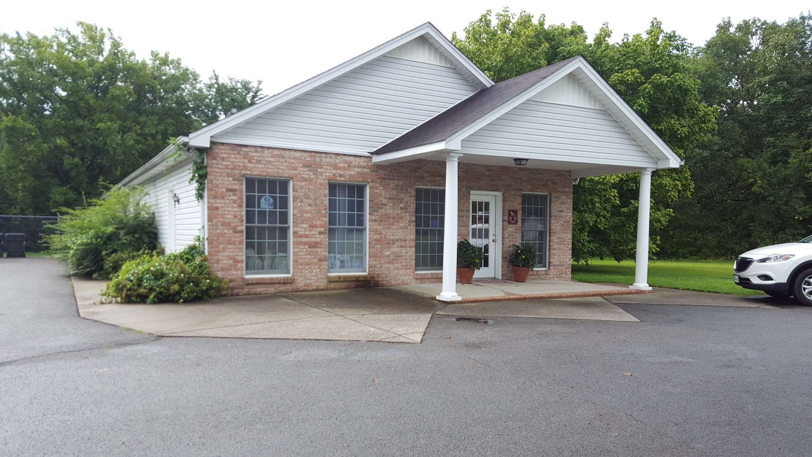 Fairview Animal Clinic - Fairview , United States