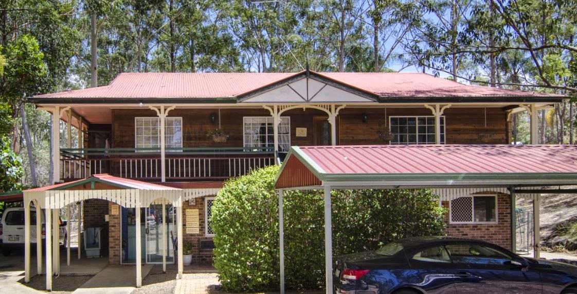 Animals At Oakey Flat - Morayfield , Australia