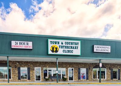 Town & hot sale country veterinary clinic