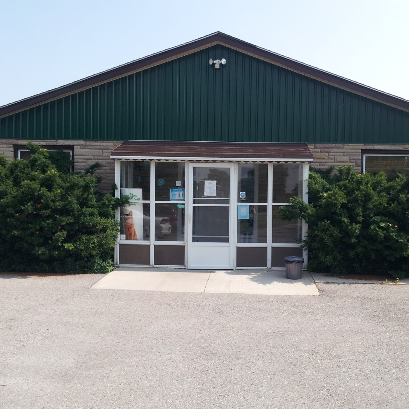 East Middlesex Animal Hospital - Dorchester , Canada