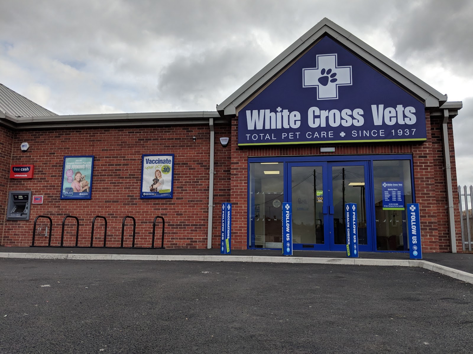 White Cross Vets - Sheffield , United Kingdom