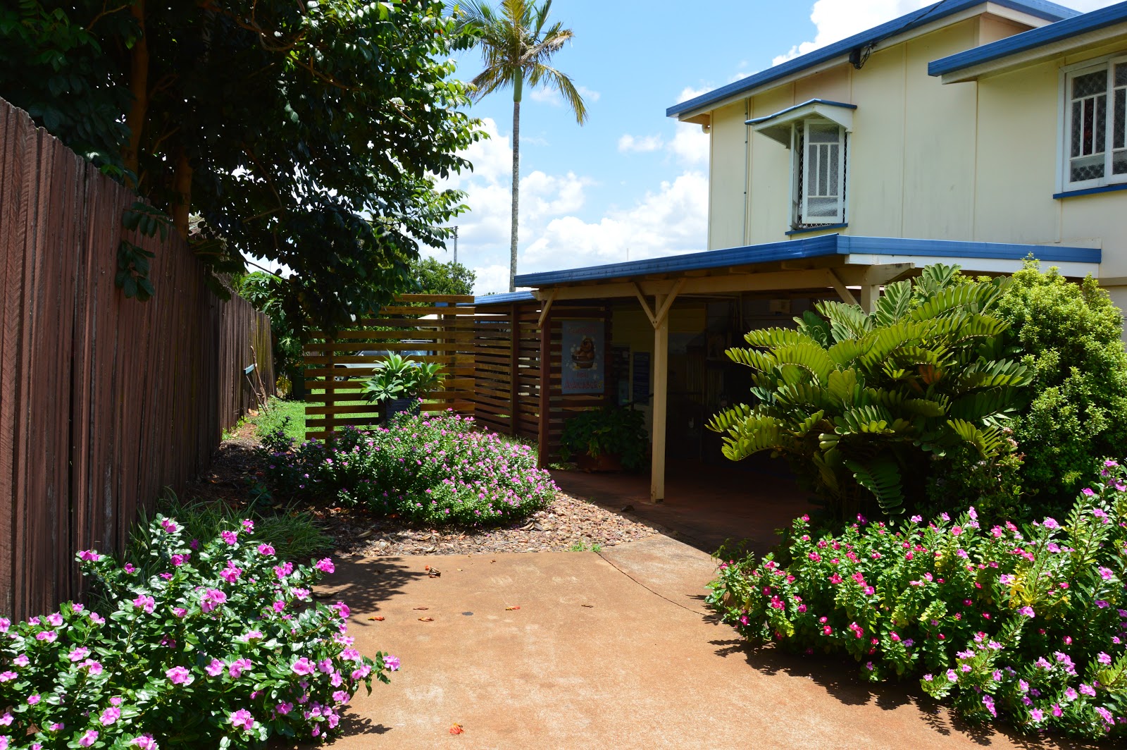 Childers Veterinary Clinic - Childers , Australia